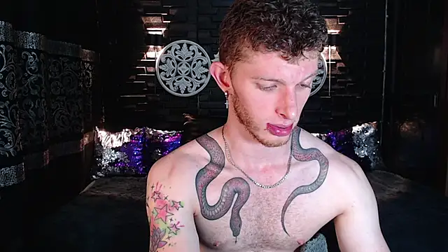 Snapshot of andrewxbi chatting on 09.14.25 andrewxbi online show from 09.14.25