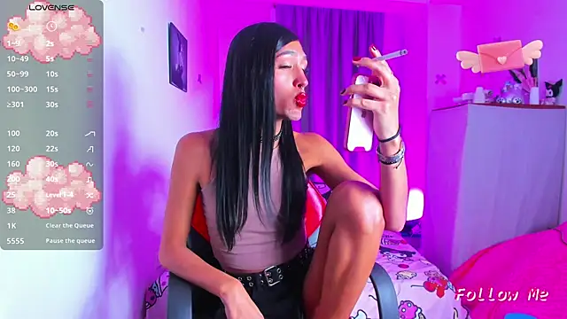 SkylerBennet online show from 10.21.25