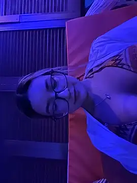 Pretty roxxyy online show from 02.04.26