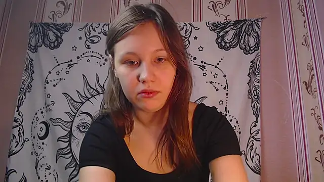 Thighswithspikes online show from 10.29.25