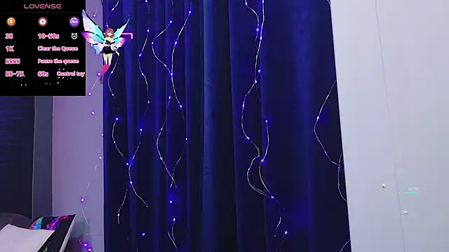 Snapshot of AlessiaCroft chatting on 10.14.25 AlessiaCroft online show from 10.14.25