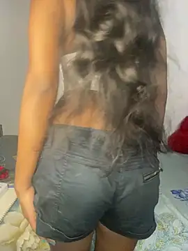 selena mia online show from 02.13.26