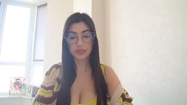 Snapshot of Bellavita_ chatting on 03.22.25 Bellavita  online show from 03.22.25