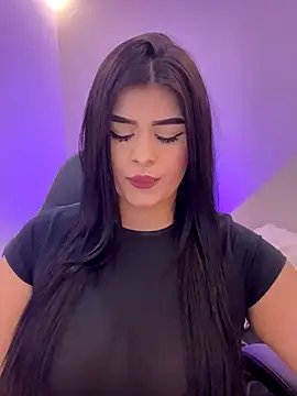 Kariina  69 online show from 10.19.25