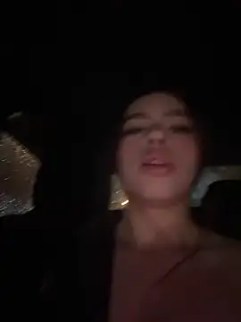 Snapshot of Cristina_pinkk chatting on 04.13.26 Cristina pinkk online show from 04.13.26