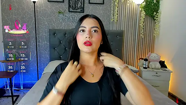 mialeia01 online show from 02.06.26