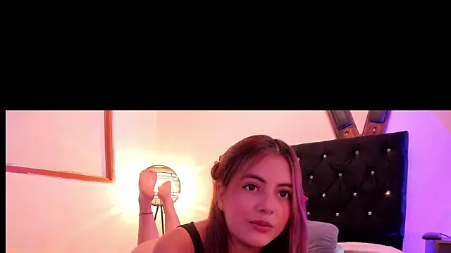 mialeia01 online show from 06.25.26