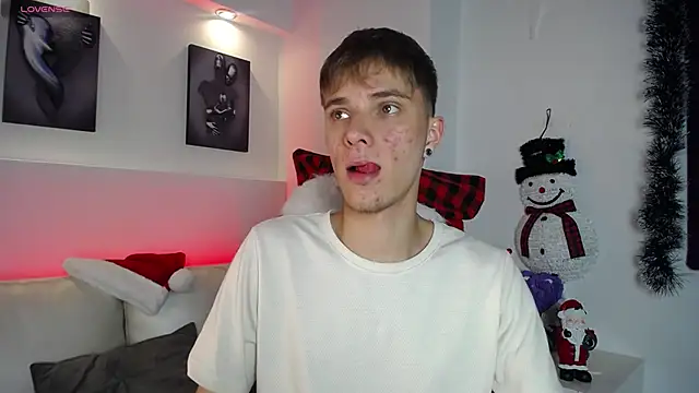 Robbin Blaze online show from 12.14.25