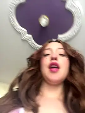 Snapshot of Baby__Otaku chatting on 10.01.25 Baby Otaku online show from 10.01.25