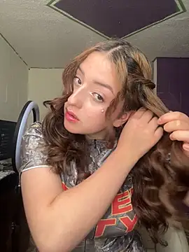 Snapshot of Baby__Otaku chatting on 10.03.25 Baby Otaku online show from 10.03.25