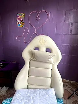 Snapshot of Baby__Otaku chatting on 10.09.25 Baby Otaku online show from 10.09.25