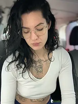 MeekyRich online show from 10.09.25