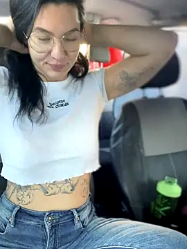 MeekyRich online show from 10.20.25