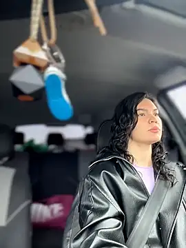 MeekyRich online show from 04.08.26