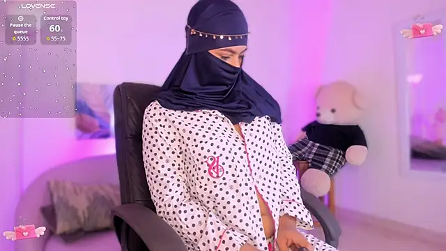 kylie soraya online show from 01.12.26