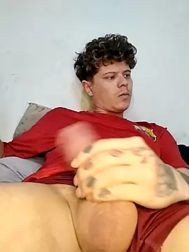 Snapshot of erickdlima1 chatting on 10.20.25 erickdlima1 online show from 10.20.25