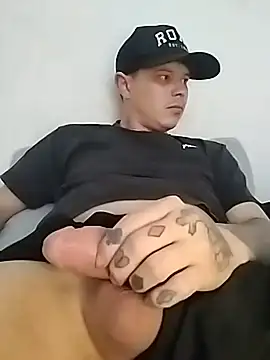 Snapshot of erickdlima1 chatting on 10.22.25 erickdlima1 online show from 10.22.25