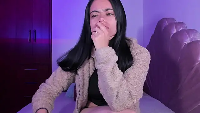 BellaSun  online show from 10.18.25