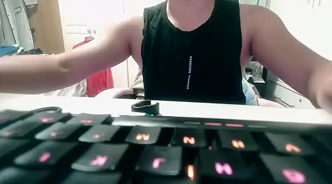 Snapshot of sky69fatfat chatting on 03.21.25 sky69fatfat online show from 03.21.25