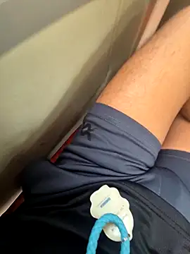 Snapshot of sky69fatfat chatting on 11.03.25 sky69fatfat online show from 11.03.25