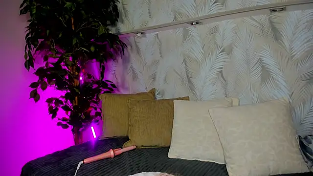 Candy Cansew online show from 03.21.26