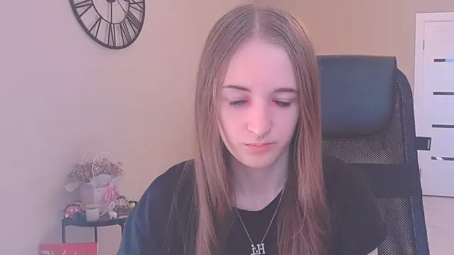 KateKayer online show from 10.01.25