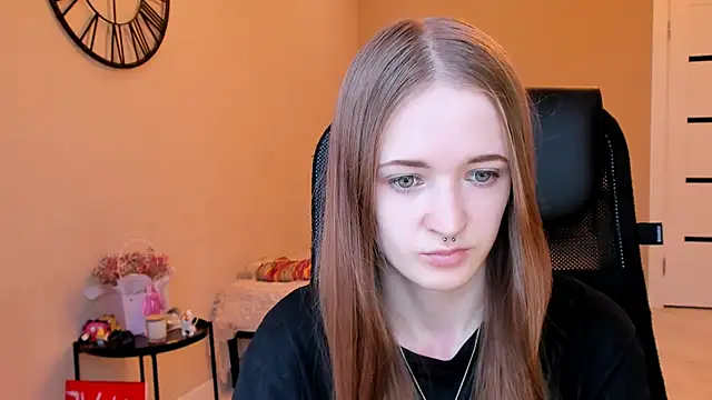 KateKayer online show from 10.24.25