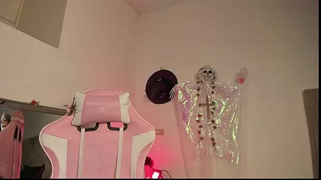 Paprika  online show from 10.31.25