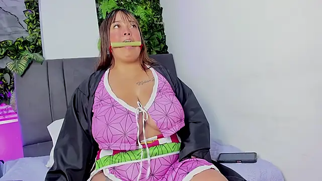 Snapshot of Alicee_stone_ chatting on 10.31.25 Alicee stone  online show from 10.31.25