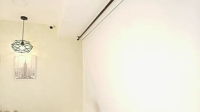  Victoria Collins online show from 11.05.25