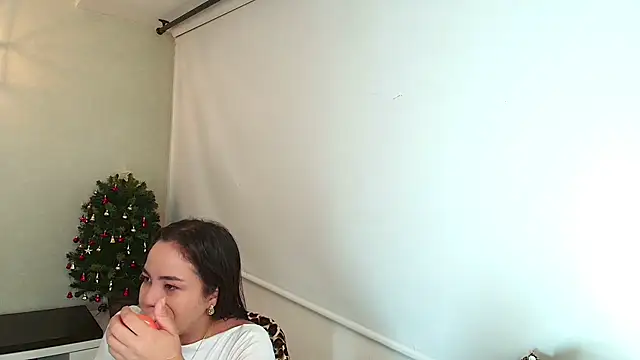  Victoria Collins online show from 11.29.25