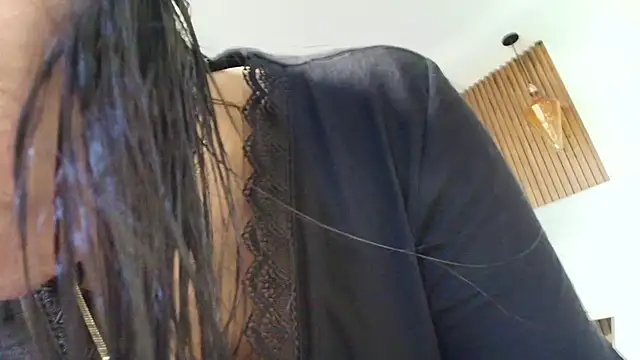  Victoria Collins online show from 01.07.26