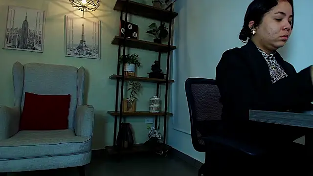  Victoria Collins online show from 02.21.26