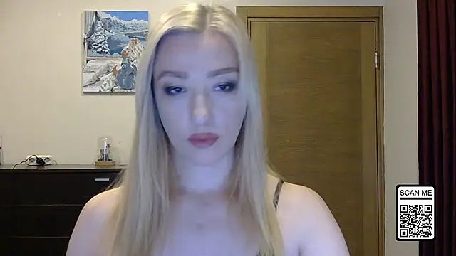 Snapshot of Wild_Silk_Desire chatting on 09.25.25 Wild Silk Desire online show from 09.25.25