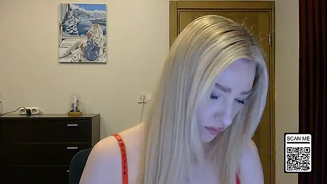 Snapshot of Wild_Silk_Desire chatting on 09.26.25 Wild Silk Desire online show from 09.26.25