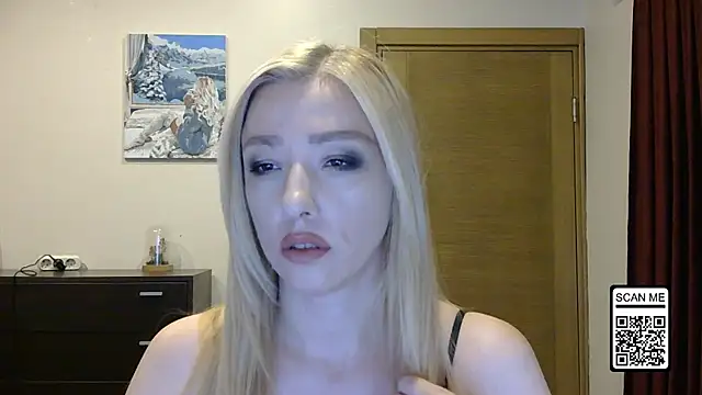 Snapshot of Wild_Silk_Desire chatting on 09.29.25 Wild Silk Desire online show from 09.29.25