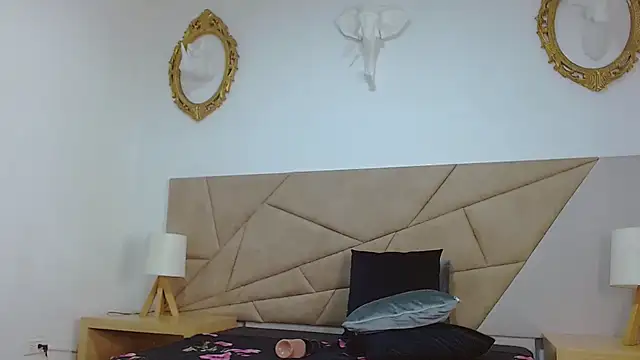 amanda ramirez online show from 10.23.25