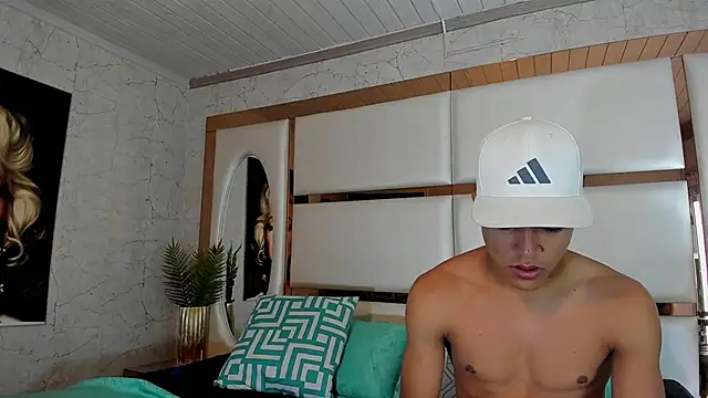 Charlot Jeremy69 online show from 03.22.25