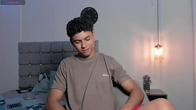 Santy Stump online show from 12.01.25