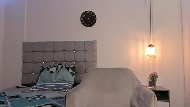 Santy Stump online show from 12.04.25