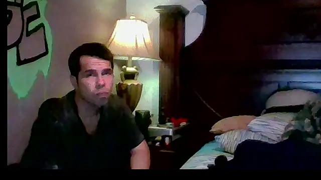 Snapshot of Gc-g chatting on 09.18.25 Gc-g online show from 09.18.25