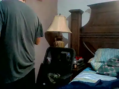 Snapshot of Gc-g chatting on 09.18.25 Gc-g online show from 09.18.25