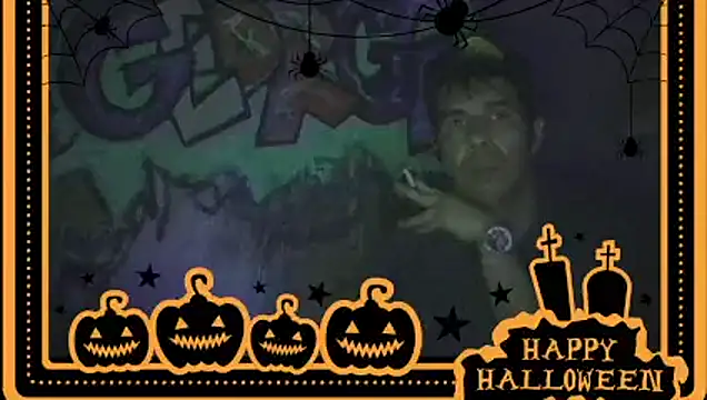 Snapshot of Gc-g chatting on 11.01.25 Gc-g online show from 11.01.25