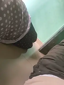 sex yboy00 online show from 10.28.25