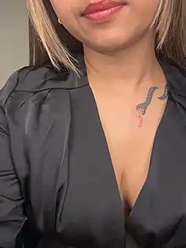 Scarlett 1819 online show from 06.05.26