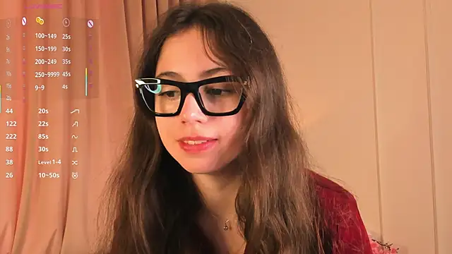 JulianaChapel online show from 09.13.25