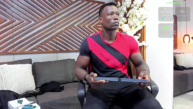 MarcusBlack  online show from 11.12.25