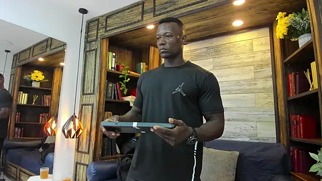 MarcusBlack  online show from 12.19.25