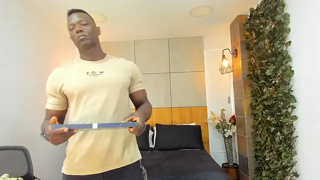 MarcusBlack  online show from 01.08.26