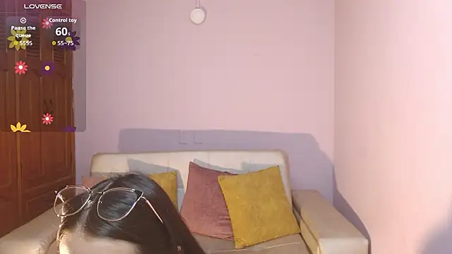 alesiamoore online show from 02.02.26